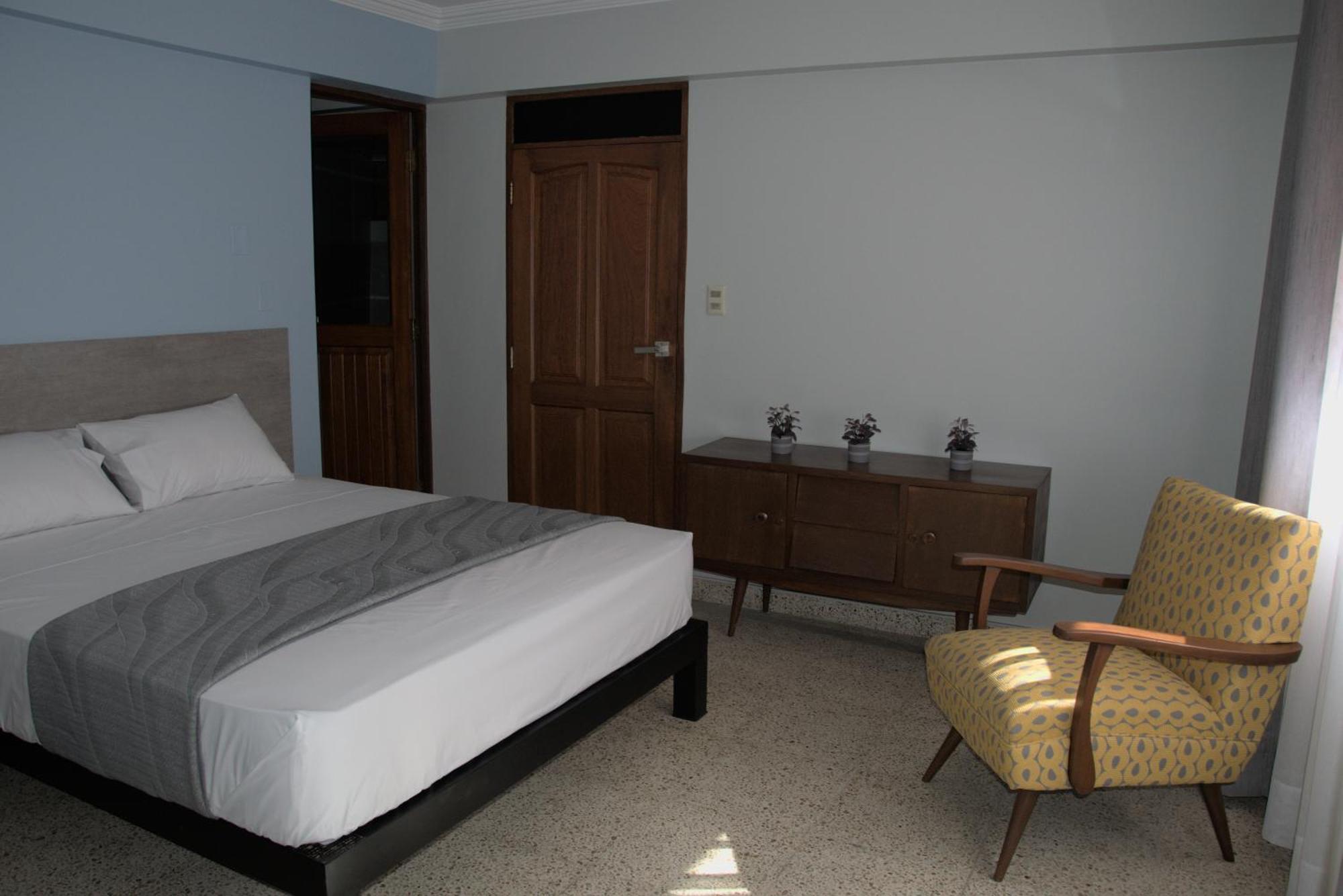 Izza Hotel Кочабамба Экстерьер фото